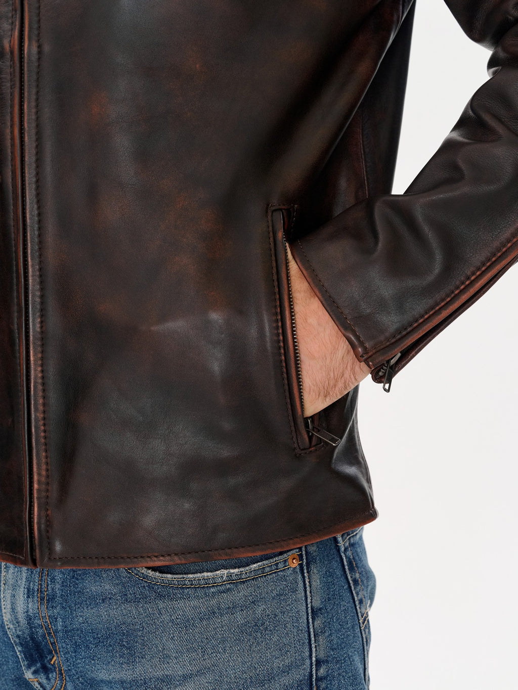Vintage brown jacket cuff and contrast stitch detail – DM Legend