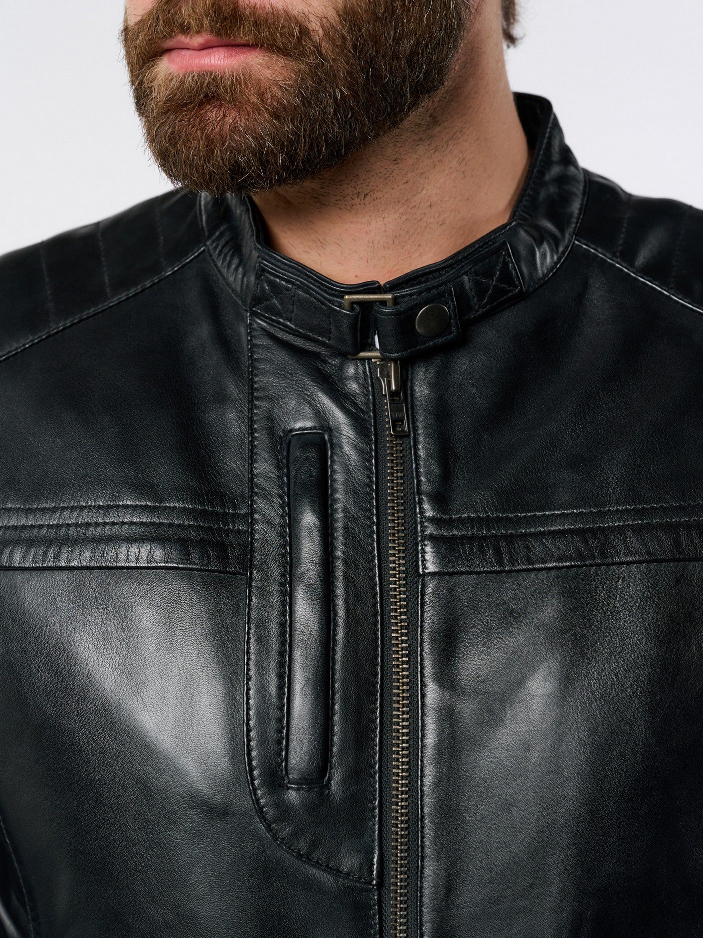 Black moto leather jacket collar detail – DM Legend