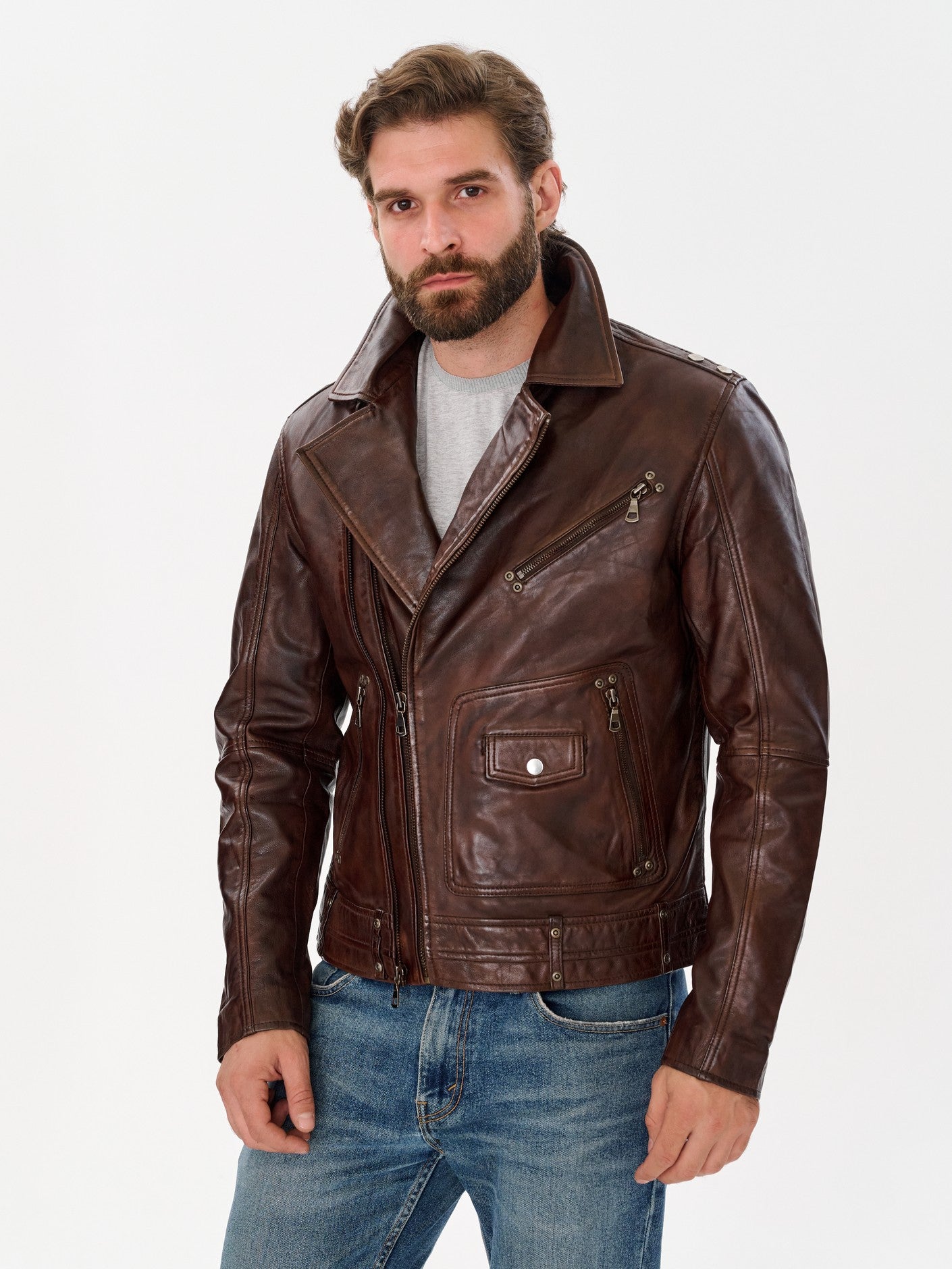Man wearing DM Legend vintage brown biker jacket 3/4 view – DM Legend
